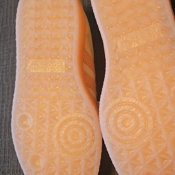 adidas Cream and Pink Retro Samba Sneakers - Picture 5 of 5